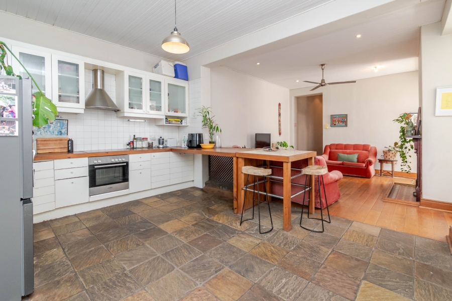 2 Bedroom Property for Sale in Tamboerskloof Western Cape